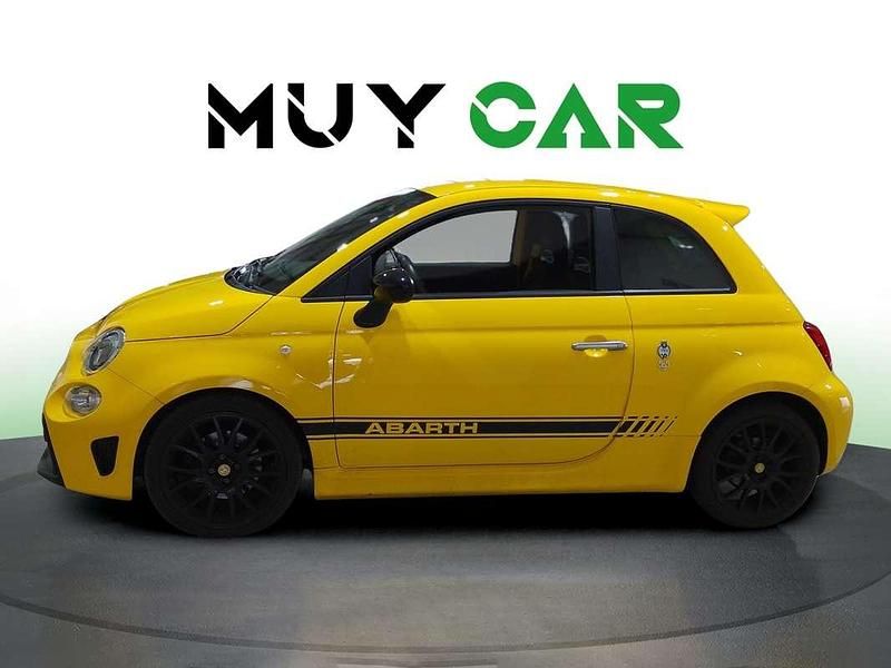 Usado Abarth 595 Turismo 165 CV (121 kW) 2019 Amarillo Utilitario