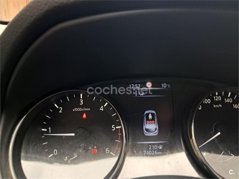 Usado Nissan Qashqai N-Connecta 110 CV (80 kW) 2015 Blanco SUV