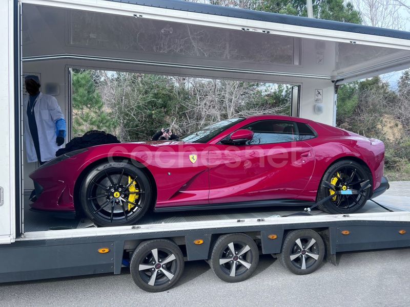 Usado 2022 Ferrari 812 Descapotable | 485.000 € - Imagen 1/4