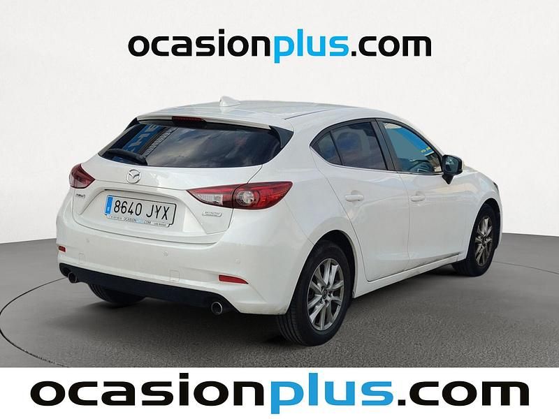 Usado Mazda 3 Style 150 CV (110 kW) 2017 Blanco Berlina