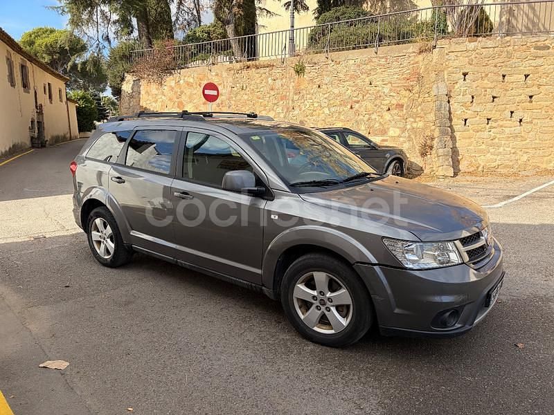 Usado Fiat Freemont Urban 170 CV (125 kW) 2012 Gris / plata SUV