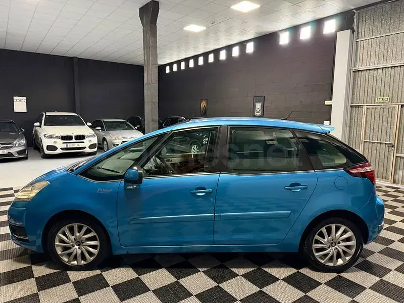 Usado Citroën C4 Picasso Seduction 112 CV (82 kW) 2011 Azul Monovolumen