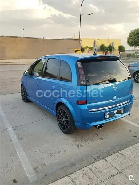Usado Opel Meriva OPC 180 CV (132 kW) 2007 Azul Monovolumen