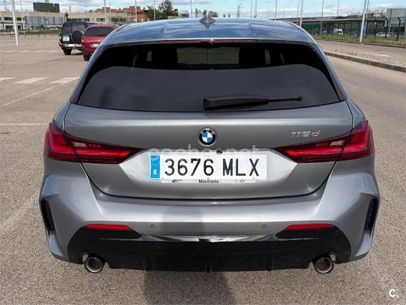 Usado BMW 118 Shadowline 150 CV (110 kW) 2023 Gris / plata Utilitario