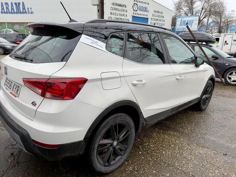 Usado Seat Arona FR 116 CV (85 kW) 2019 Blanco SUV