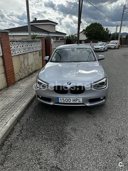 Usado BMW 114 95 CV (69 kW) 2013 Gris / plata Utilitario