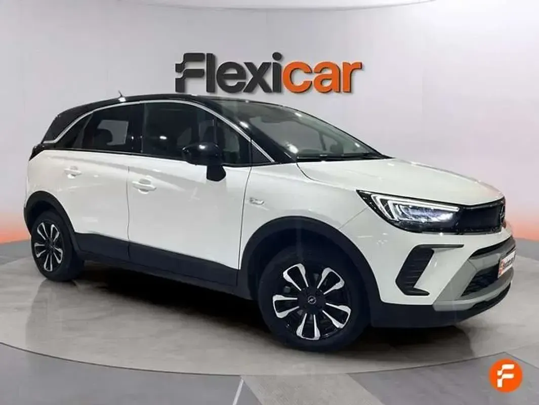 Usado Opel Crossland X Elegance 131 CV (96 kW) 2024 Blanco SUV