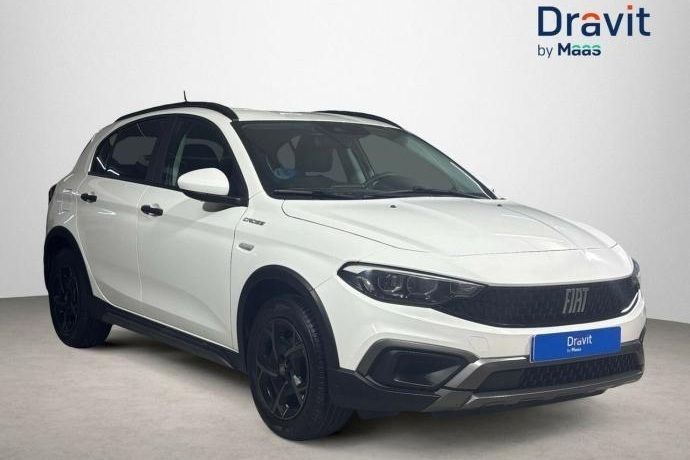 Blanco Usado 2022 Fiat Tipo Cross Berlina | 16.990 € (Precio justo) - Imagen 1/4