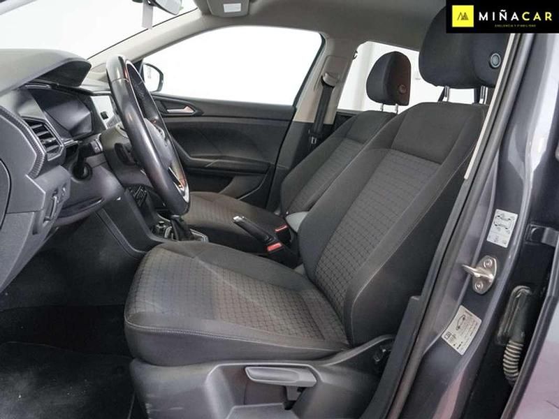 Usado VW T-Cross Advance 110 CV (80 kW) 2022 Gris SUV