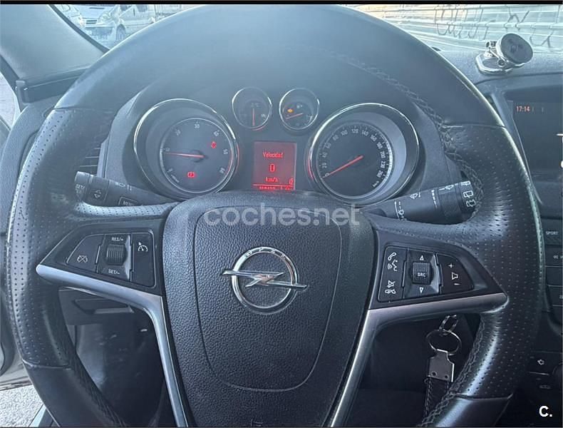 Usado Opel Insignia Sport 160 CV (117 kW) 2009 Blanco Berlina