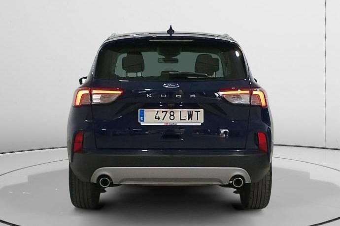 Begagnad Ford Kuga Titanium 150 HK (110 kW) 2022 SUV