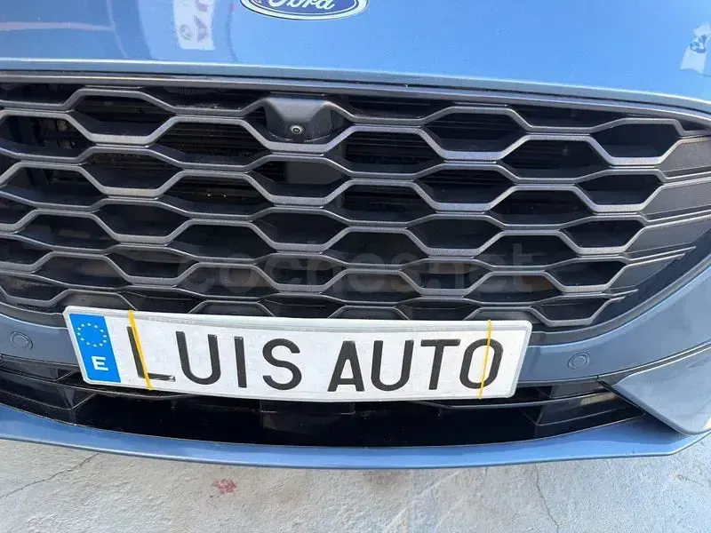 Usado Ford Kuga ST-Line 225 CV (165 kW) 2023 Azul SUV