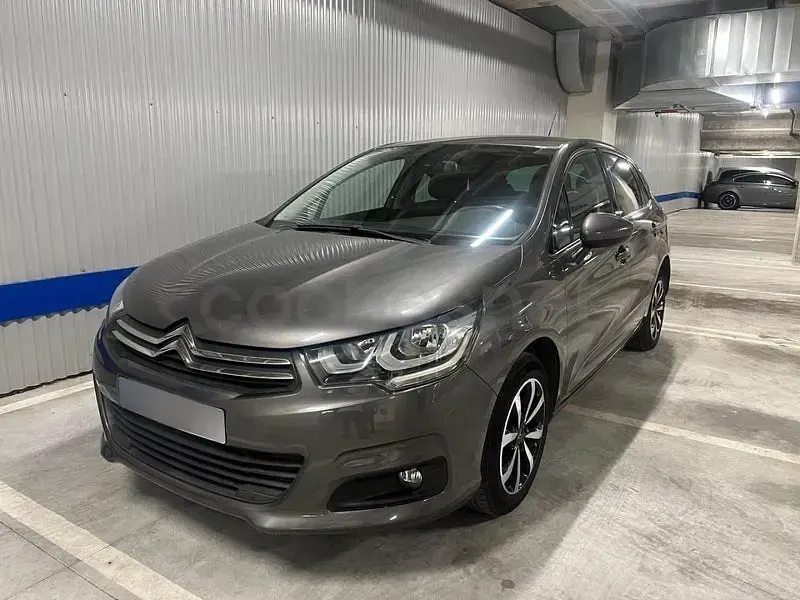 Usado Citroën C4 Live 110 CV (80 kW) 2017 Gris / plata Berlina