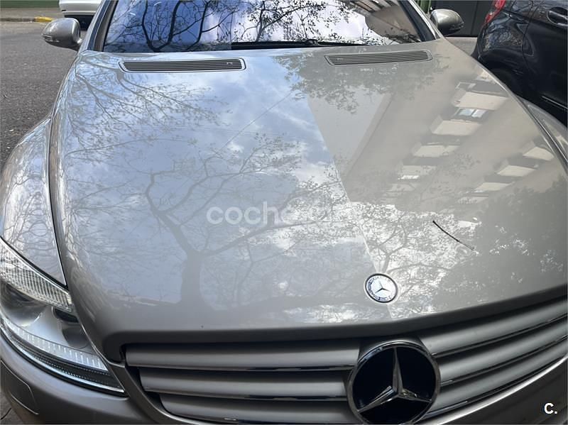Usado Mercedes CL500 306 CV (225 kW) 2007 Gris / plata Coupe