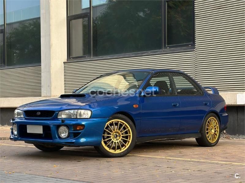 Azul Usado 2001 Subaru Impreza GT Berlina | 25.000 € - Imagen 1/4