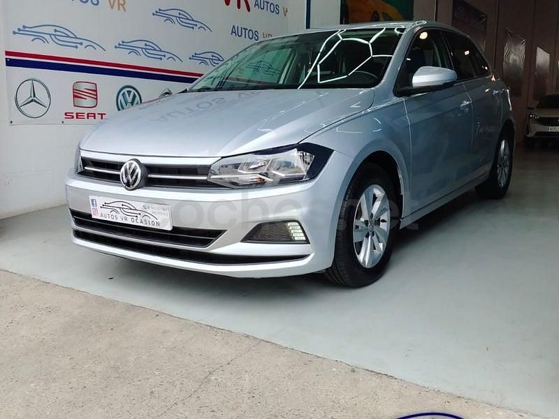 Usado VW Polo Advance 80 CV (58 kW) 2019 Gris / plata Utilitario