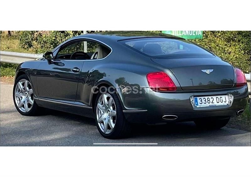 Usado Bentley Continental GT 560 CV (411 kW) 2005 Verde Coupe