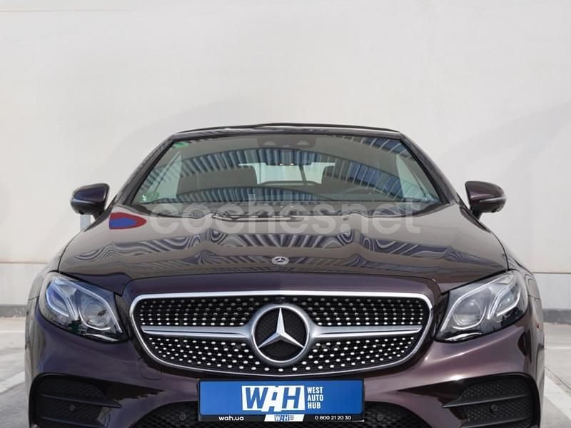 Violeta / lila Usado 2017 Mercedes E220 Descapotable | 41.990 € (Caro) - Imagen 1/4