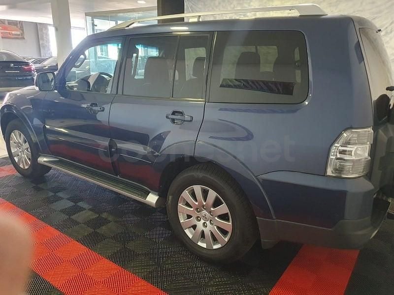 Usado Mitsubishi Montero Intense 170 CV (125 kW) 2008 Azul SUV