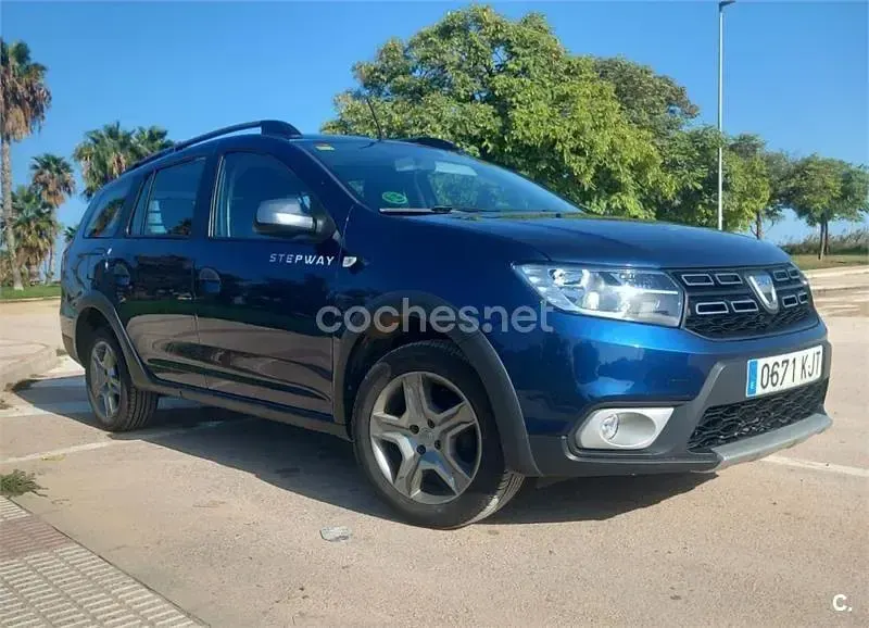 Usado Dacia Logan MCV Stepway 90 CV (66 kW) 2018 Azul Familiar