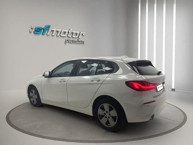 Usado BMW 116 Performance 116 CV (85 kW) 2022 Blanco Utilitario