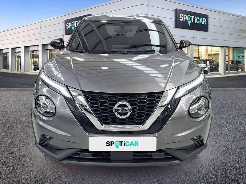 Usado Nissan Juke N-Connecta 114 CV (83 kW) 2022 Gris SUV