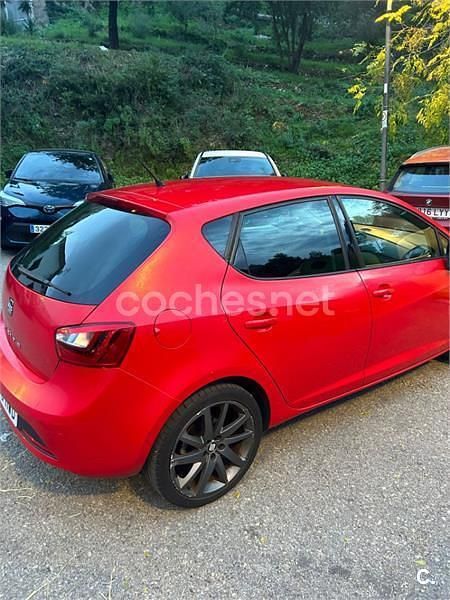 Usado Seat Ibiza SC FR 105 CV (77 kW) 2014 Rojo Utilitario