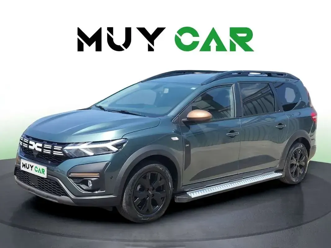 Usado Dacia Jogger Extreme 140 CV (102 kW) 2023 Verde Monovolumen