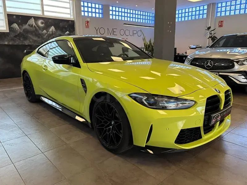 Usado BMW M4 Competition Edition 530 CV (389 kW) 2024 Amarillo Coupe