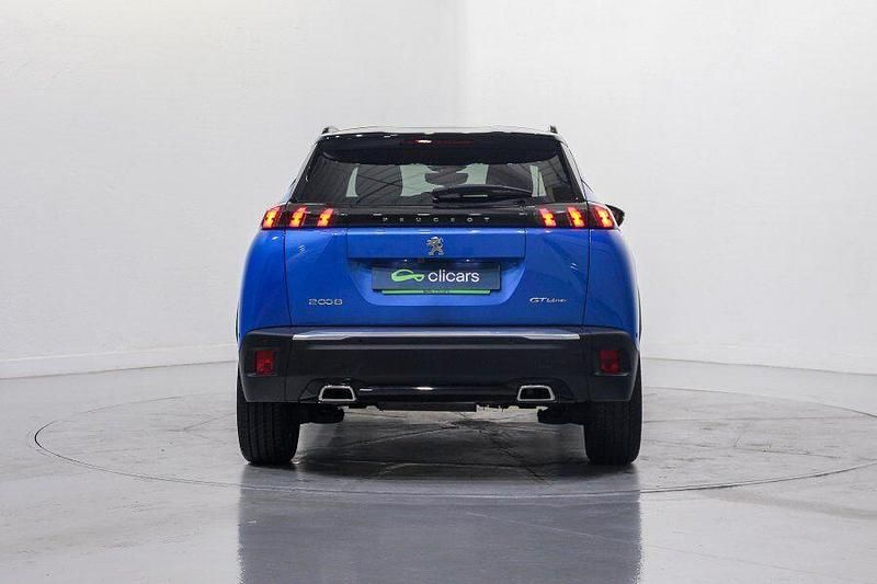 Usado Peugeot 2008 GT-line 130 CV (95 kW) 2020 Azul SUV