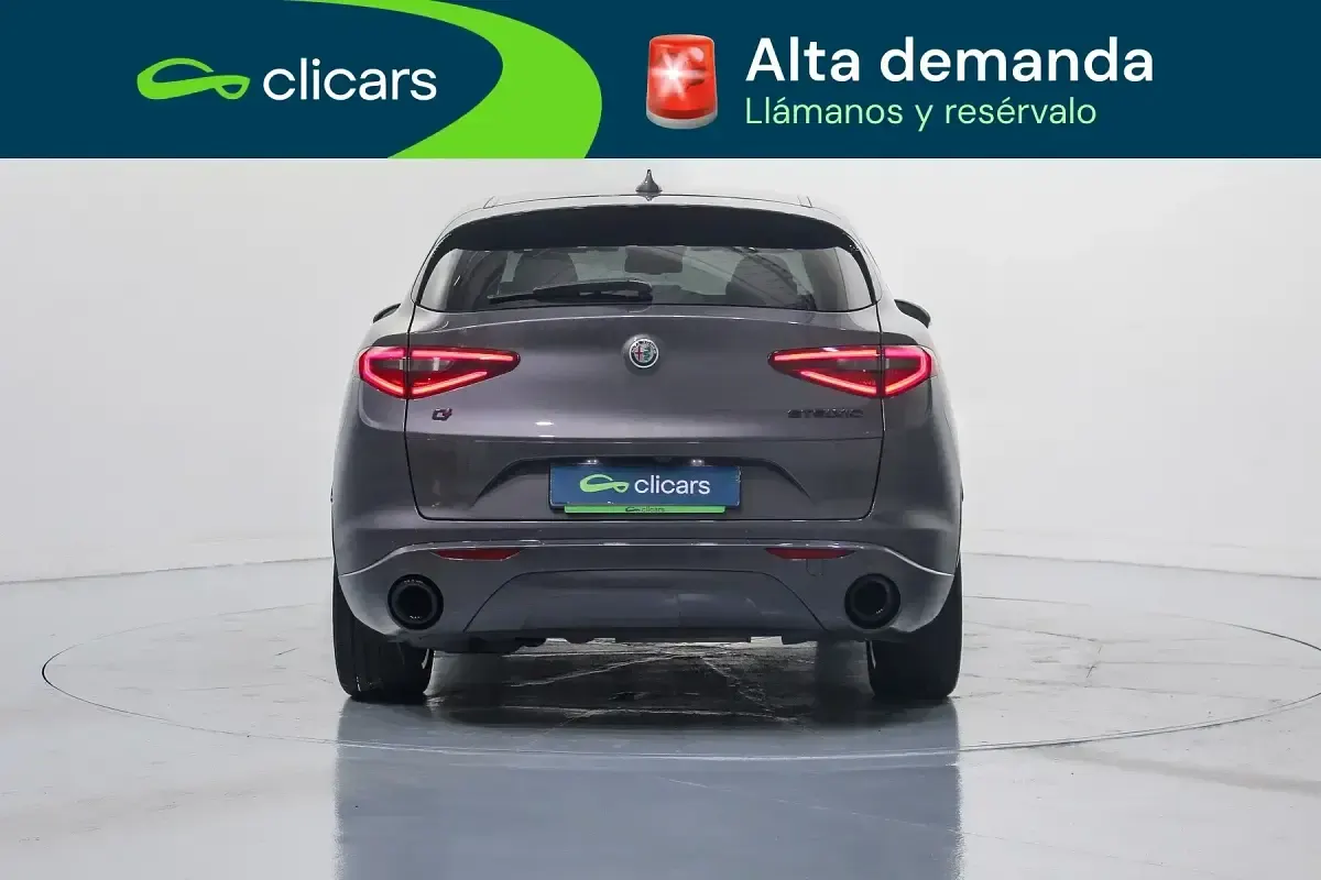 Usado Alfa Romeo Stelvio Veloce 210 CV (154 kW) 2020 Blanco SUV