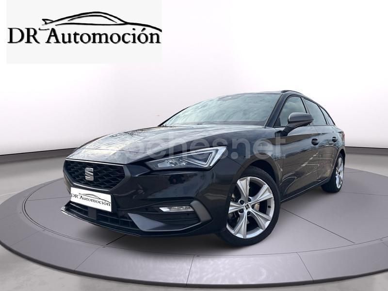 Negro Usado 2021 Seat Leon FR Familiar | 17.490 € (Precio justo) - Imagen 1/4