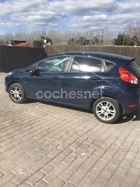 Azul Usado 2016 Ford Fiesta Trend Berlina | 5800 € (Buen precio) - Imagen 1/4