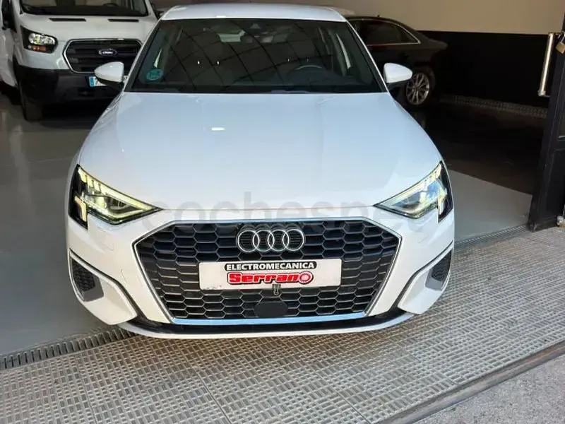 Usado Audi A3 Advanced Plus 116 CV (85 kW) 2020 Blanco Berlina