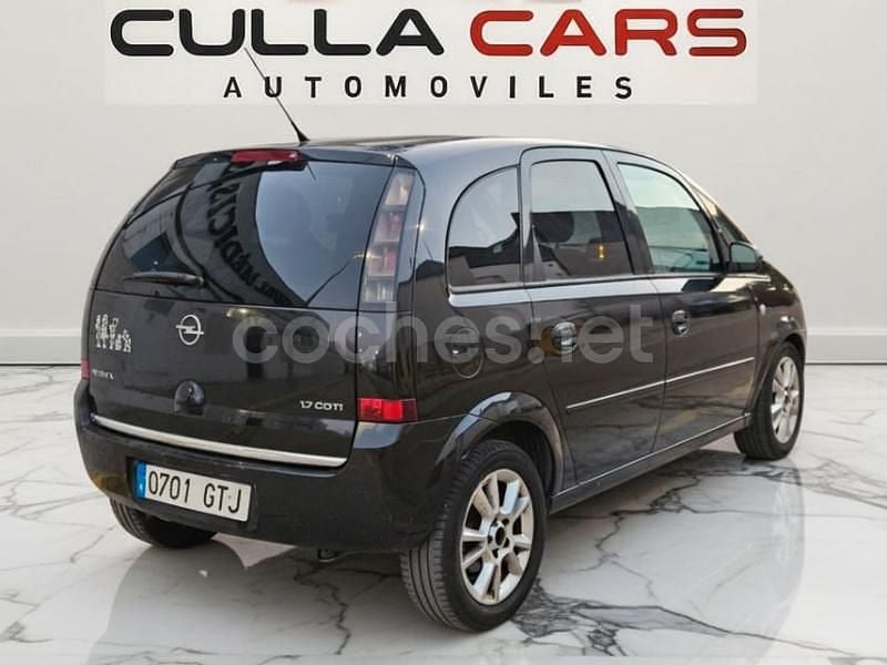 Usado Opel Meriva Cosmo 100 CV (73 kW) 2010 Negro Monovolumen