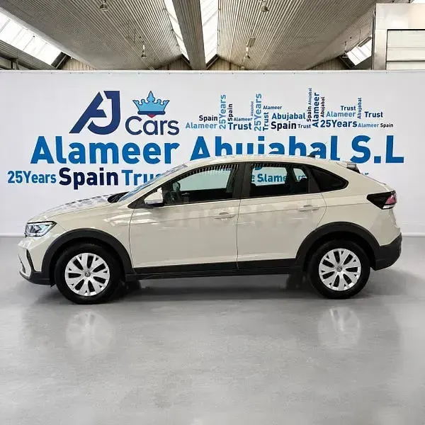Usado VW Taigo Life 95 CV (69 kW) 2023 Beige SUV