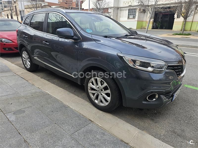 Usado Renault Kadjar Zen 130 CV (95 kW) 2015 Azul SUV
