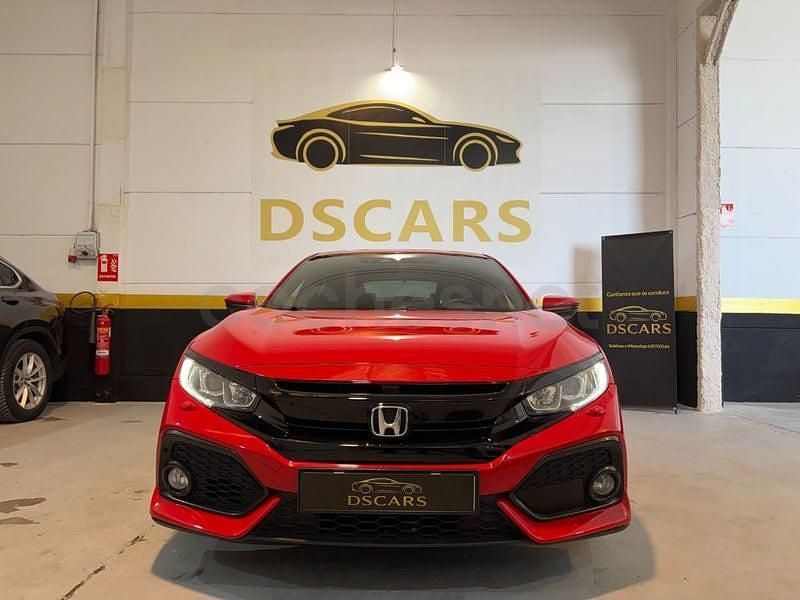 Usado Honda Civic Elegance 129 CV (94 kW) 2018 Rojo Berlina