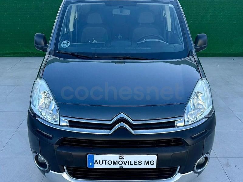 Usado Citroën Berlingo XTR 92 CV (67 kW) 2015 Gris / plata Monovolumen