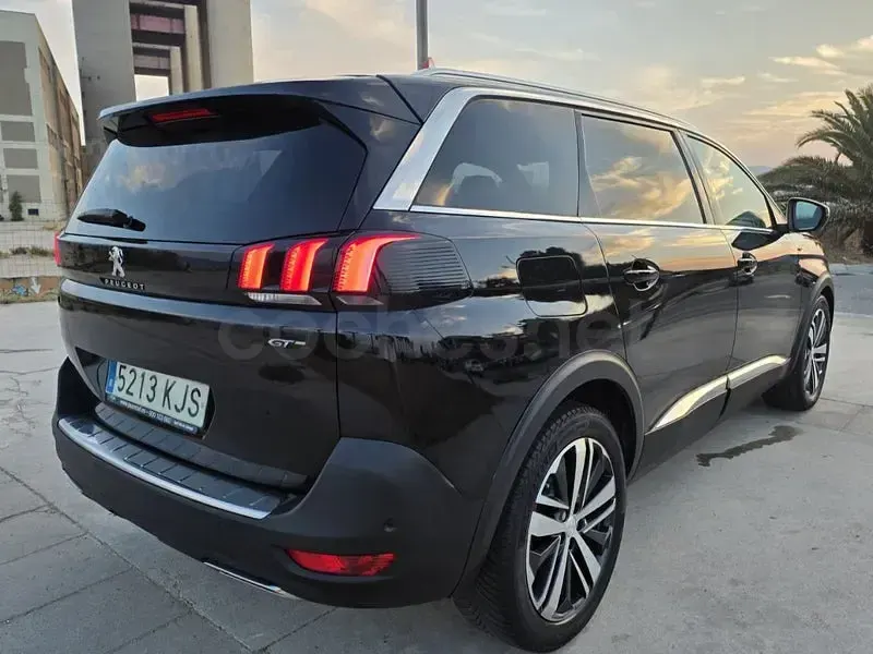 Usado Peugeot 5008 GT-line 180 CV (132 kW) 2018 Negro SUV