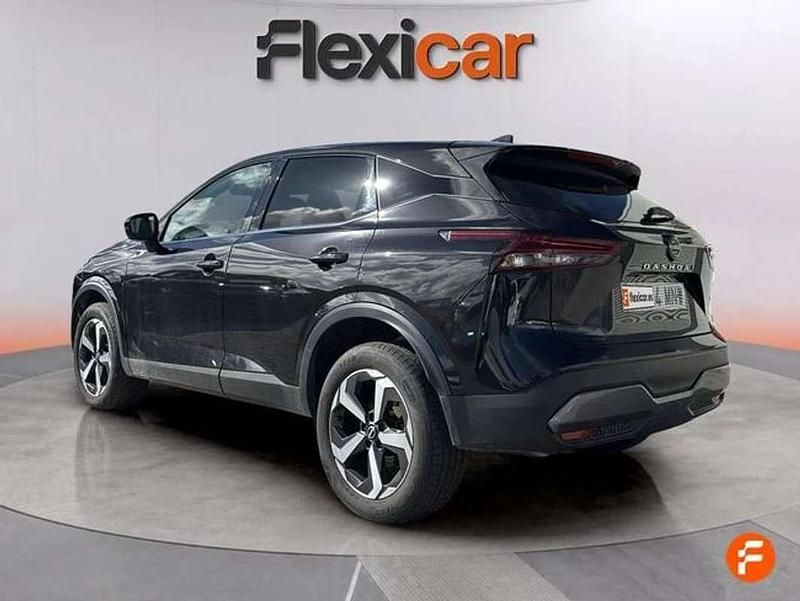 Usado Nissan Qashqai Tekna 140 CV (102 kW) 2024 Negro SUV
