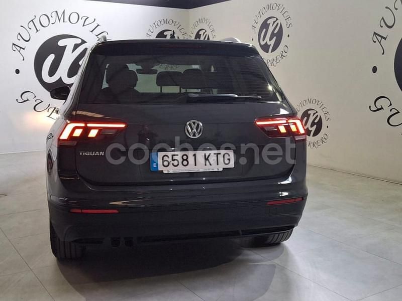 Usado VW Tiguan Edition 150 CV (110 kW) 2019 Gris / plata SUV