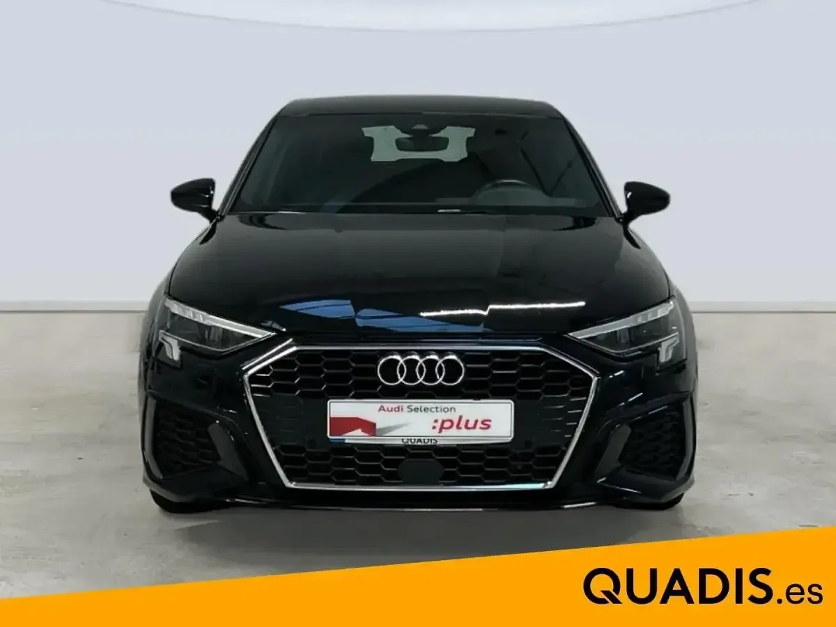 Usado Audi A3 e-tron S-Line 204 CV (150 kW) 2022 Negro Utilitario