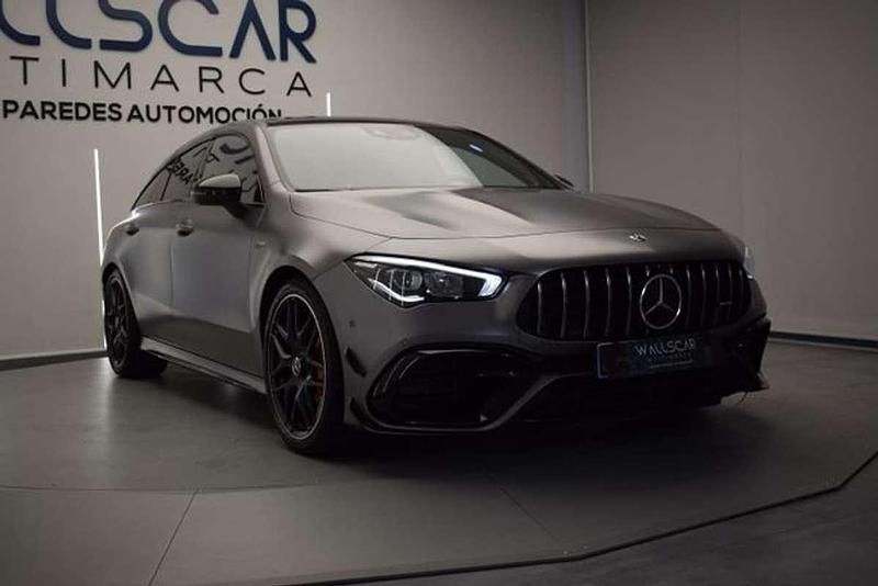 Usado Mercedes CLA45 AMG Shooting Brake AMG 421 CV (309 kW) 2020 Gris Familiar