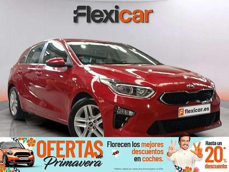 Usado Kia Ceed 120 CV (88 kW) 2021 Rojo Utilitario