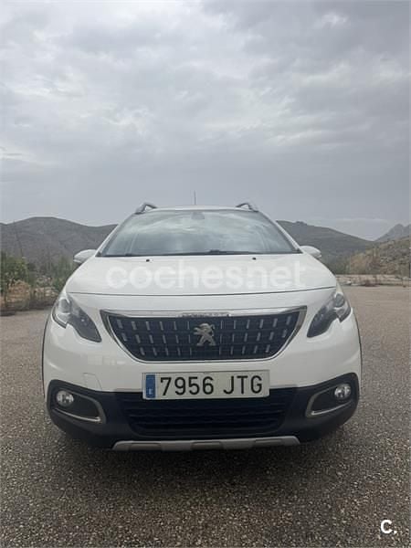 Usado Peugeot 2008 Allure 110 CV (80 kW) 2016 Blanco SUV