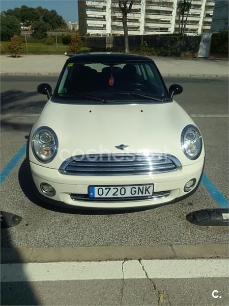 Usado Mini ONE 95 CV (69 kW) 2009 Beige Utilitario