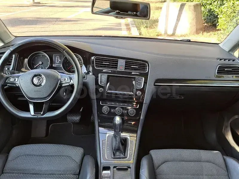 Usado VW Golf VII Sportline 150 CV (110 kW) 2014 Negro Familiar