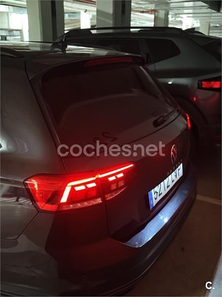 Usado VW Passat Executive 150 CV (110 kW) 2022 Gris / plata Familiar