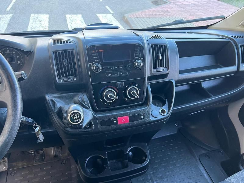 Usado Fiat Ducato 179 CV (131 kW) 2019 Blanco Van